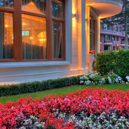 Hotel Kristel 4*