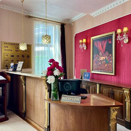 Kristel Hotel 4*