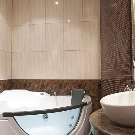 Hotel Kristel 4*