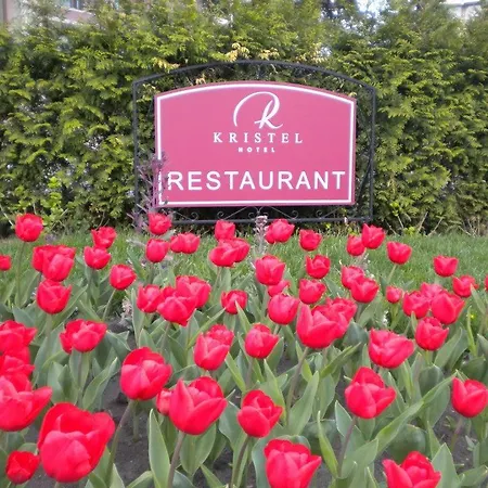 Kristel سينتس قسطنطين وهيلينا