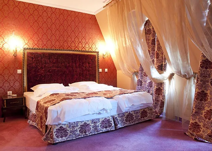 Kristel 4* Святые Константин и Елена